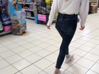 Supermarket customer gets more than he came for - Hope Heaven