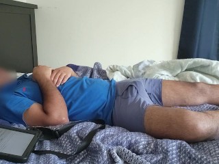 Waking up and having a reaction to u/BoDeysious and then hfo and then cum again