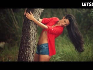 Seductive MILF Alexa Tomas Hot Sensual Blowjob After Solo Session - LETSDOEIT