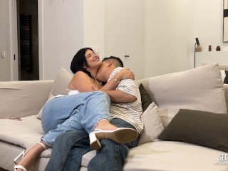 First date went well - now it's time to fuck