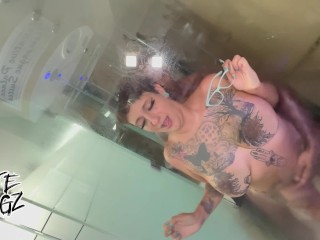 LATINA ANAL QUEEN GIA LOV3LY GETS DRILLED ON A STRIPPER POLE