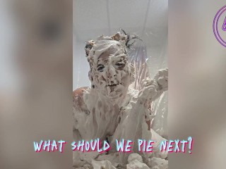 WAM FETISH WHITE CREAM PIE MESS AUTUMN SOUTH COVERED IN WET CREAMY CRUST!