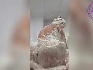 WAM FETISH WHITE CREAM PIE MESS AUTUMN SOUTH COVERED IN WET CREAMY CRUST!