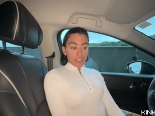 "Confías en mi?" - Hermanastra descubre que soy Virgen, Parte 1