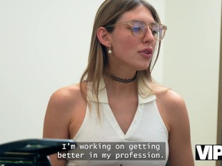 VIP4K. Am I playing this fuck game well to get the money?