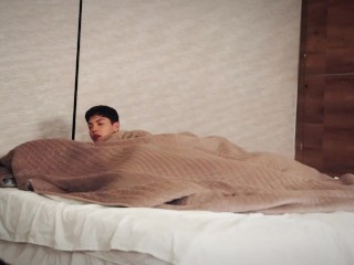 LIL TIMY FUCKS MY STEPMOM IN THE ASS AND WHEN I CATCH THEM I JOIN TOO FOR A HOT ANAL THREESOME