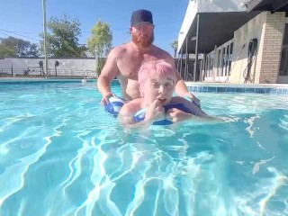 Casual pool fuck with Thor Johnson