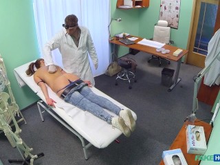 This Doctor should get STRUCK OFF for this type of thing - Fake Hospital