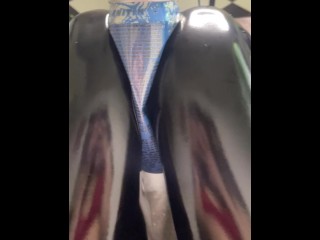 Crushing Aluminum Can Between Thighs – Latex Femdom with Fetish Sound