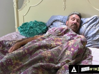 OUT OF THE FAMILY - Sexy Babe Vanessa Sky Gets Her Sweet Ass Banged By Her Stepdad