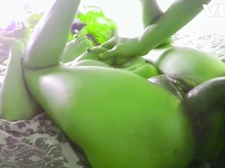 THE INCREDIBLE HULK POUNDS AND FUCKS HARD ON SHE HULK PARODY REAL HENTAI