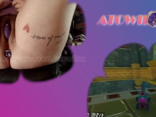 french gamer girl disturb by her follower on Mario kart (english subtittle)