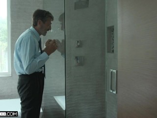 HOTWIFE XXX - Hubby's Friend Asks To Fuck His Nympho Wife Lauren Phillips