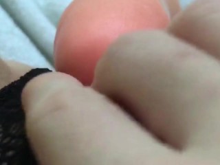 I'm a squirter! Thong panties aside, I wet my pussy, I rub a GIANT dick n I have a DELICIOUS SQUIRT