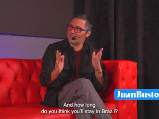 Jessica Sodi Mexicana de TETAS GRANDES cumple fantasia de una de sus Fans en show en PUBLICO