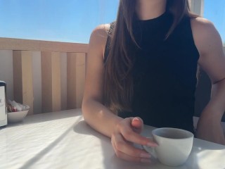 (DIA ITA) PRIMO APPUNTAMENTO finisce con una SCOPATA in MACCHINA