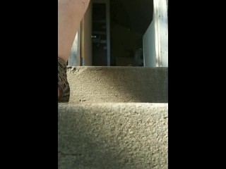 Huge pussy pissing outside