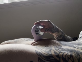 FAT HAIRY PUSSY RUBBING, GIANT CLIT STROKING, TATTOOED MUSCLE MOMMY, CUM WORSHIP!
