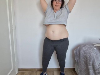 Me gusta chupar pollas y corridas con semen creampie (Evita Camila milf caliente)