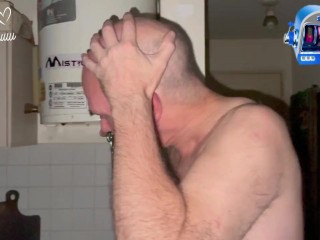 Pendeja Tetona Seduce al Viejo, le entrega el CULO y le Vacía la Casa - Ft. ElAbueloDelNopor