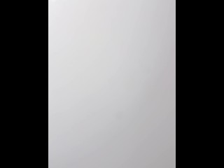 Por la mañana el tio entro a mi habitación, estaba desnuda y me hizo un rico creampie anal