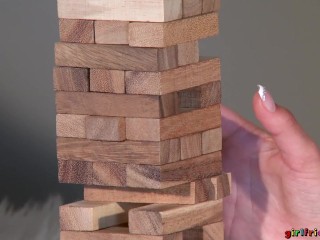 Whoever loses the bet gets fisted - Girlfriends XXX