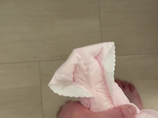 ナプキンをホール代わりにしてみた