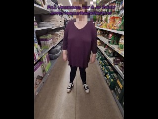 BBW flashing big tits