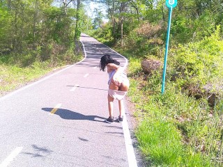 SOLO FEMALE CONTENT CREATOR I DO COSPLAY PUBLIC OUTSIDE ON A BIKE TRAIL FLASHING REAL