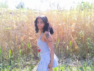 SOLO FEMALE CONTENT CREATOR I DO COSPLAY PUBLIC OUTSIDE ON A BIKE TRAIL FLASHING REAL