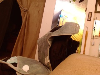 1241 Trimming my pussy hair plus a rub n tug