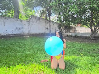 Blow to pop in open air with punch balls balloons (Full video on C4S / MV / OF / Membersite)