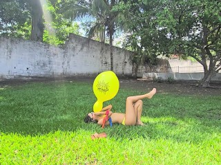 Blow to pop in open air with punch balls balloons (Full video on C4S / MV / OF / Membersite)