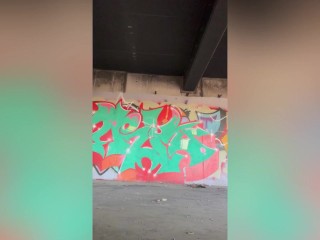 Masturbando Mi ChoChito Estrecho en lugar Abandonado. Urbex