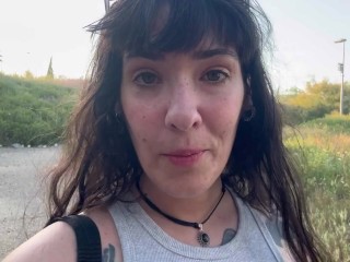 Masturbando Mi ChoChito Estrecho en lugar Abandonado. Urbex