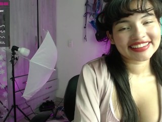 #Tease, #POV, #Lingerie, #OnlyFans, #PinUp, #Retro, #Burlesque, #Roleplay, #Glamour, #Satin, #Bubble