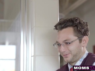 Hot & Horny Milf Alexis Fawx Double Dips Gets Stepsons Creampie after husband's Facial