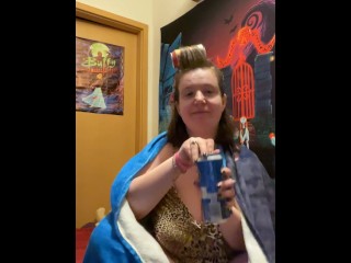 Tr*mp eats Nymeria Malfoy‘s cat and grabs her by the pussy!