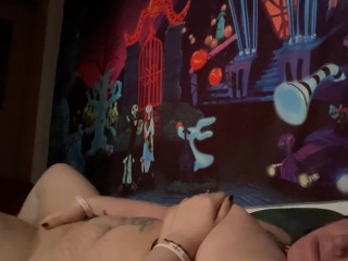 Nymeria Malfoy eats her own cum after extremely hard orgasm