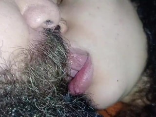 couple kissing deliciously she jerks off his dick at the same time he kiss very she💋🤤🍌💦😋🤤😵🥛