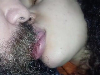 couple kissing deliciously she jerks off his dick at the same time he kiss very she💋🤤🍌💦😋🤤😵🥛