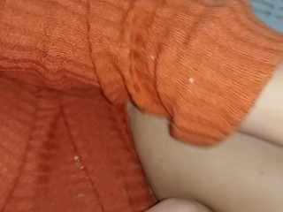 couple kissing deliciously she jerks off his dick at the same time he kiss very she💋🤤🍌💦😋🤤😵🥛