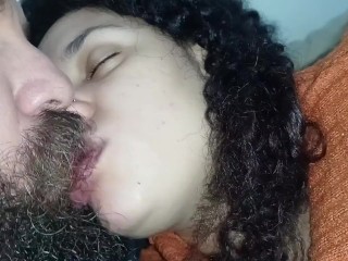 couple kissing deliciously she jerks off his dick at the same time he kiss very she💋🤤🍌💦😋🤤😵🥛