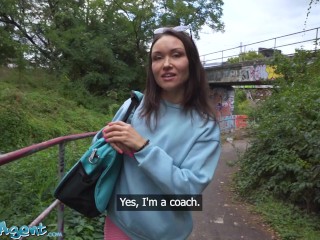 Public Agent - Fitness MILF public blowjob outdoor sex Kristina Grace hard fast POV fuck