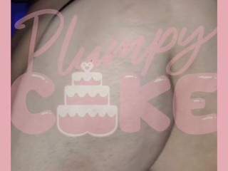 Real fat milf farting in bed