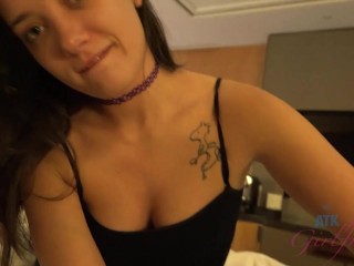 You're giving Gia Paige a creampie in London