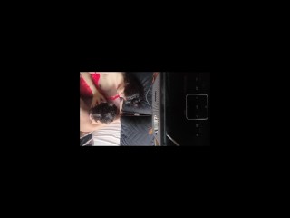 Me cojo a la amiga de mi hermana y me vengo en su coño