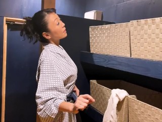 A hot spring trip with you I upload new videos every time 5/28