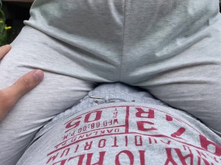 peed leggings on him in public park (risky) he cums & piss on me