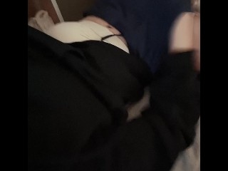 【人妻・不倫】昼下がり欲情した浮気妻が見せつけオナニー